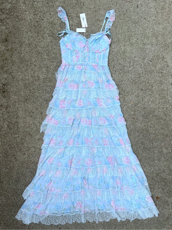 Altar'd State Dresses & Skirts - NWT Altar’d State Rhiannon Blue Pink Floral Lace Tiered Maxi Dress Small